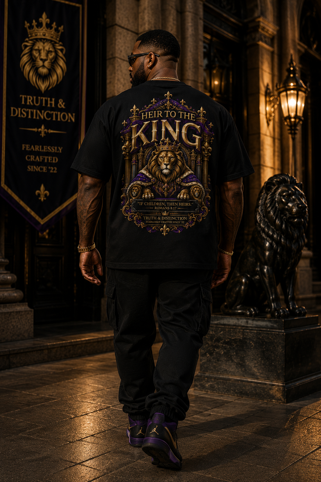 HEIR TO THE KING Heavy Tee
